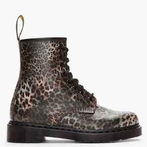 Dr. Marten 1460 Leopard Print Smooth Boot